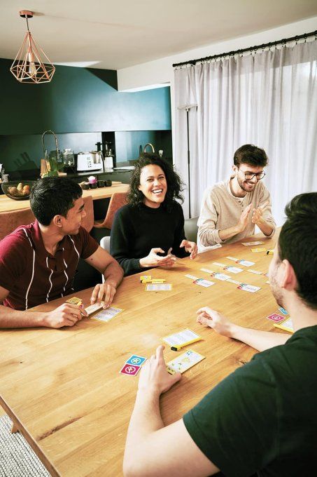 Champion! - Jeu de Cartes Interactif & Créatif -Jeu de Société