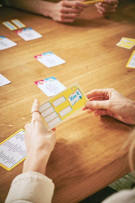 Champion! - Jeu de Cartes Interactif & Créatif -Jeu de Société