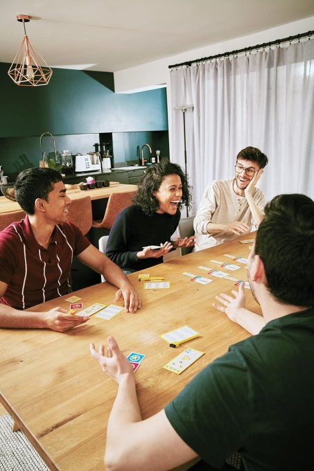 Champion! - Jeu de Cartes Interactif & Créatif -Jeu de Société